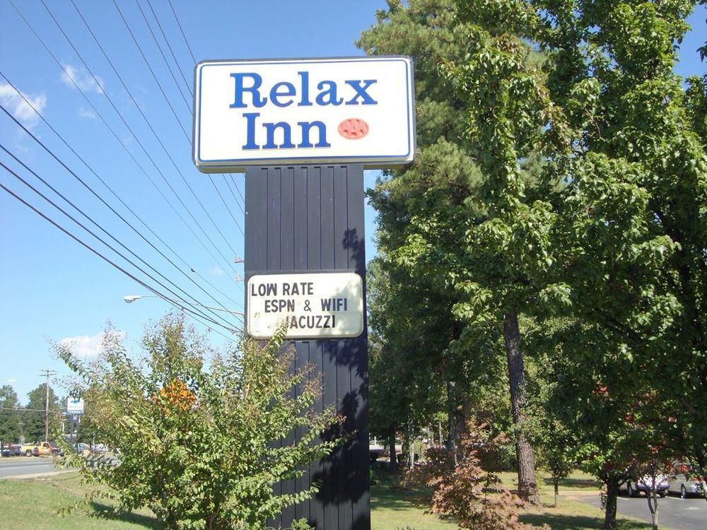 Relax Inn Charlotte Extérieur photo
